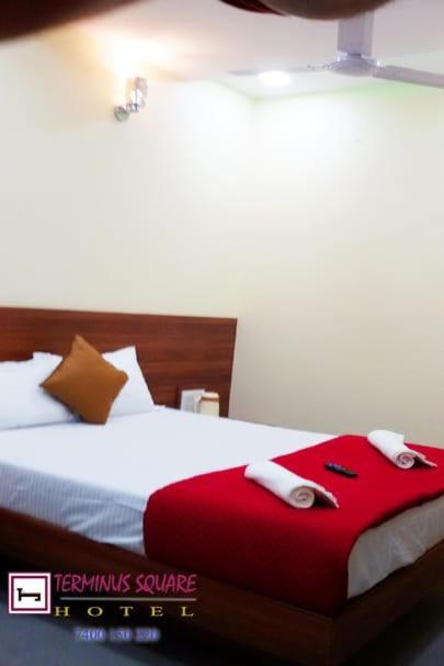 Terminus Square Hotel Kurla Екстериор снимка