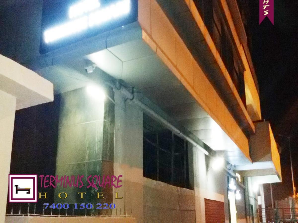Terminus Square Hotel Kurla Екстериор снимка