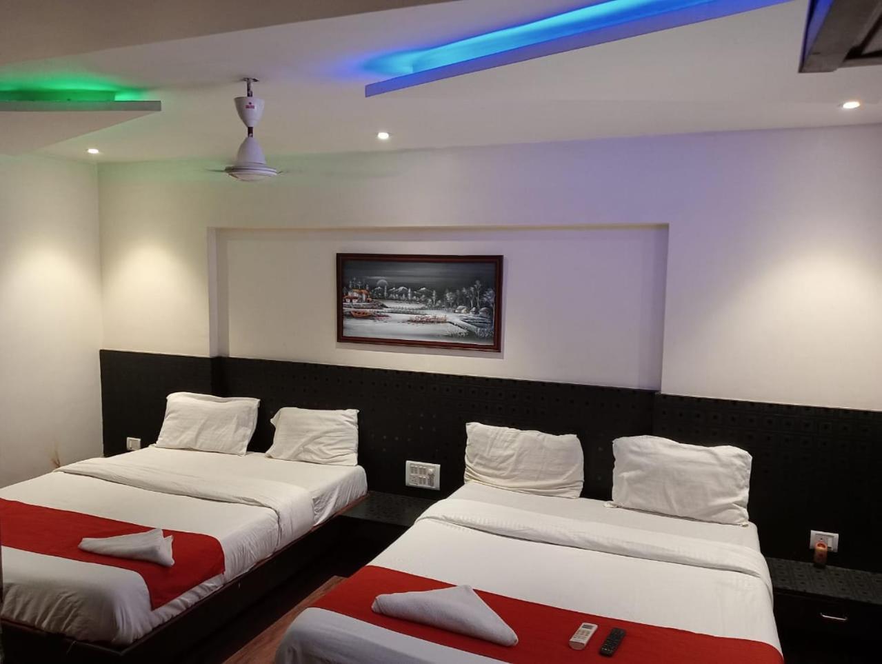 Terminus Square Hotel Kurla Екстериор снимка