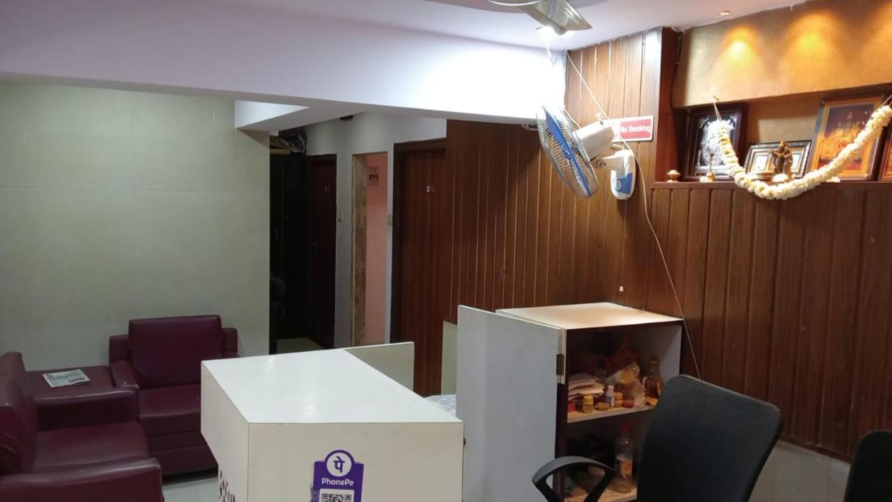 Terminus Square Hotel Kurla Екстериор снимка