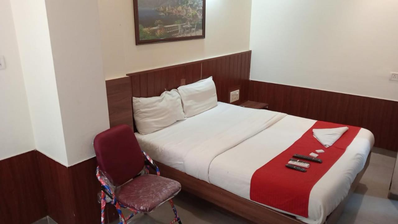 Terminus Square Hotel Kurla Екстериор снимка