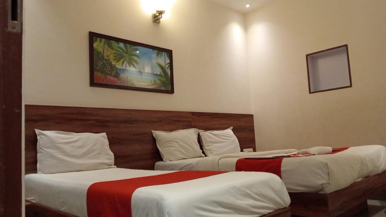 Terminus Square Hotel Kurla Екстериор снимка